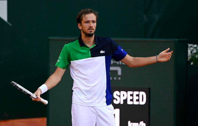 英超战报：西蒙斯传射，里沙利松破门，热刺2-0布伦特福德